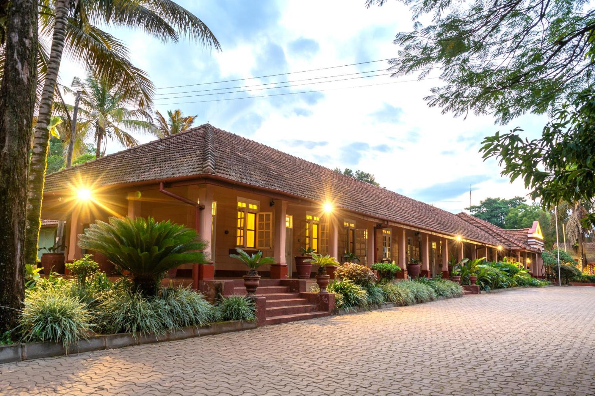Masindi Hotel Ngoại thất bức ảnh