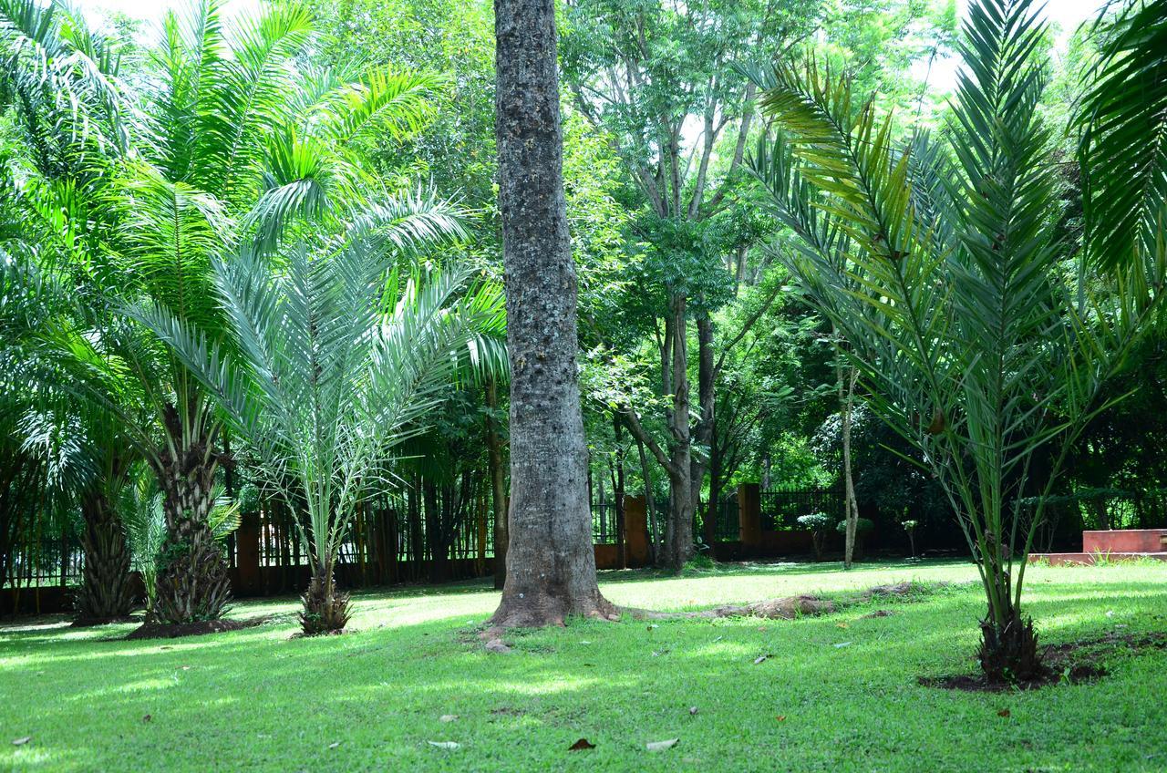 Masindi Hotel Ngoại thất bức ảnh